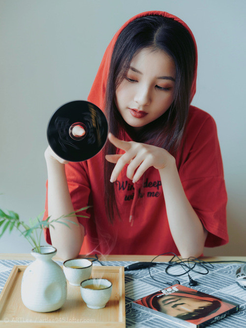 _绿色运动新风尚：推广低碳、环保的运动理念_，绿色低碳环保的宣传语